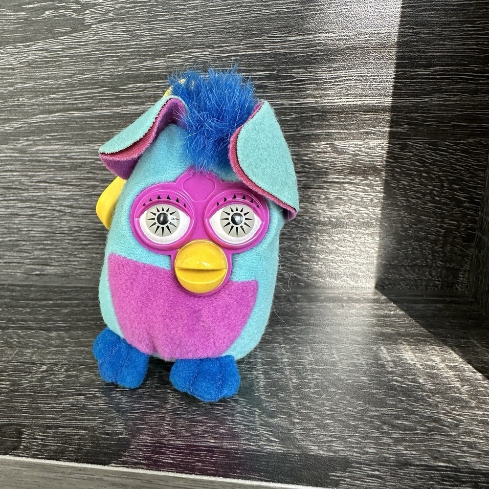 Vintage 2000 Furby McDonald's Happy Meal Soft Plush Keychain Backpack Clip